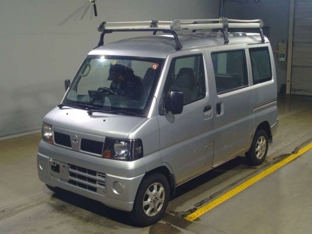 18233 Nissan Clipper van U71V 2011 г. (TAA Yokohama)